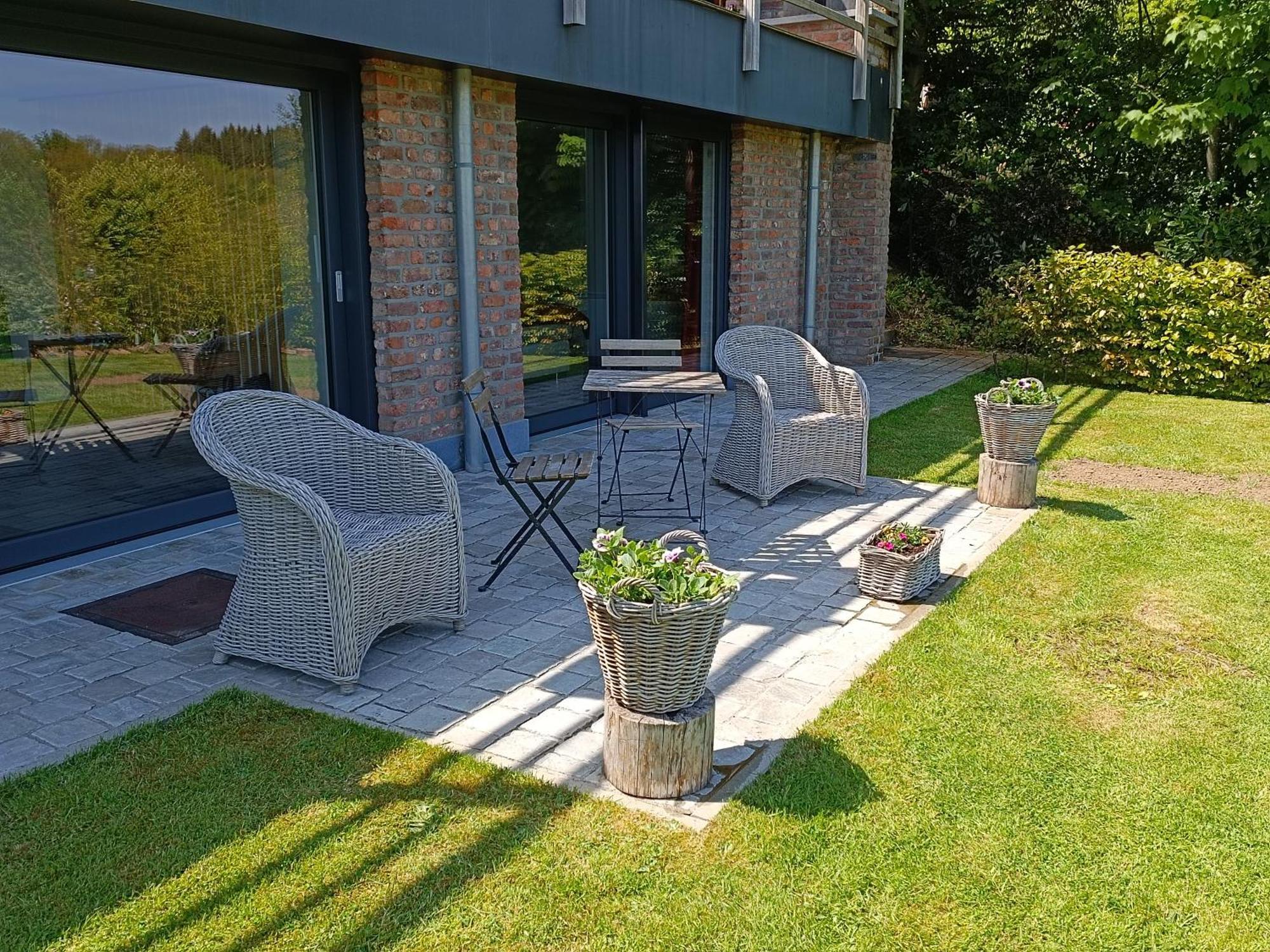 Le Repaire Du Nez Rouge Appartement Stavelot Buitenkant foto